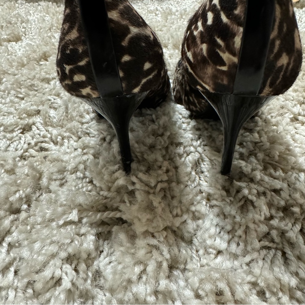 Stuart Weitzman Pumps - Picture 5 of 5